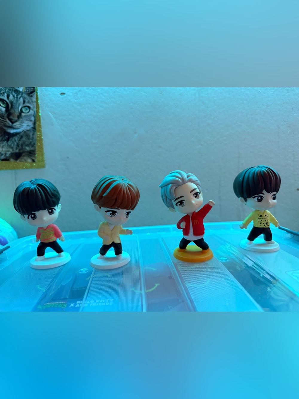 K-Pop Style Mini Figure Set - Assorted Colors Tiny Tan